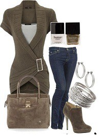 Ebben a szerkóben ment le mikor az esőben lehívta Noah